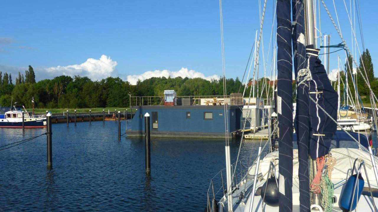 Hausboot Harmonie Hotel Stralsund Buitenkant foto
